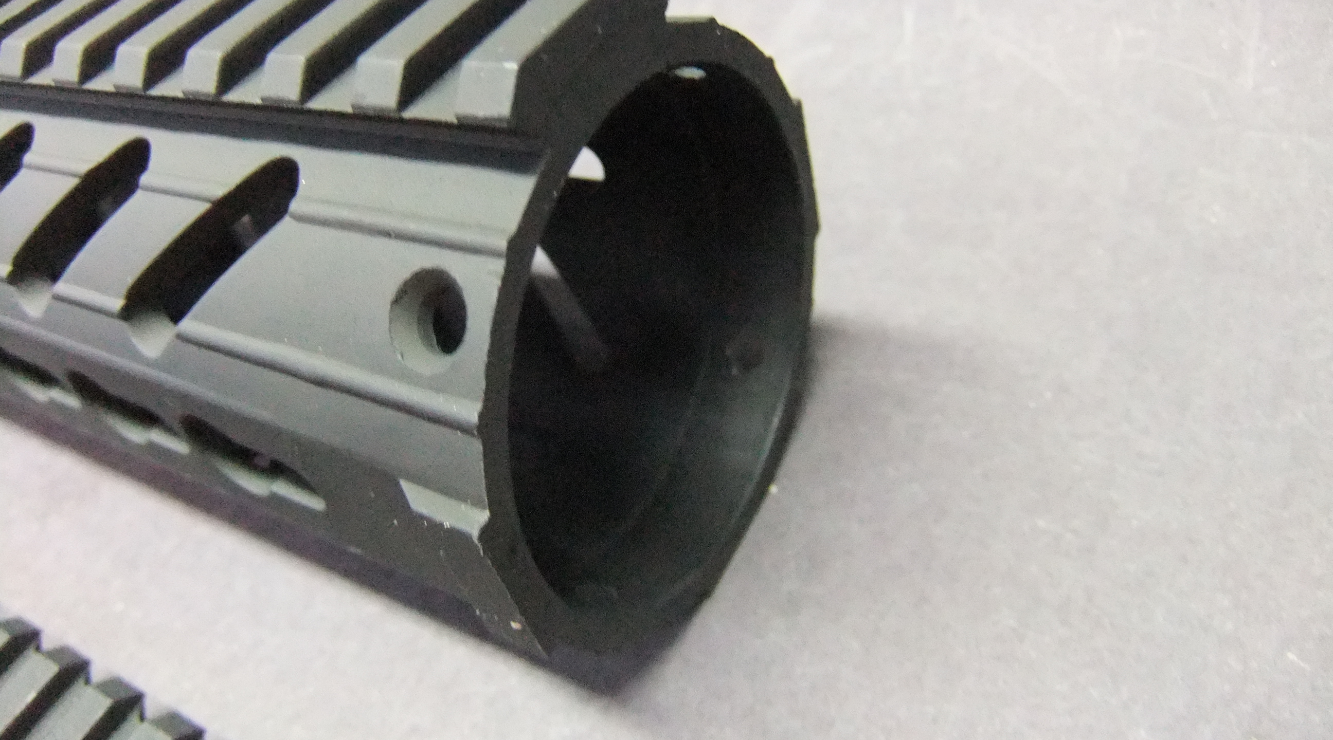 16″ Inch AR15 Ultra Light Carbon Fiber Polymer Flat Black Keymod Free