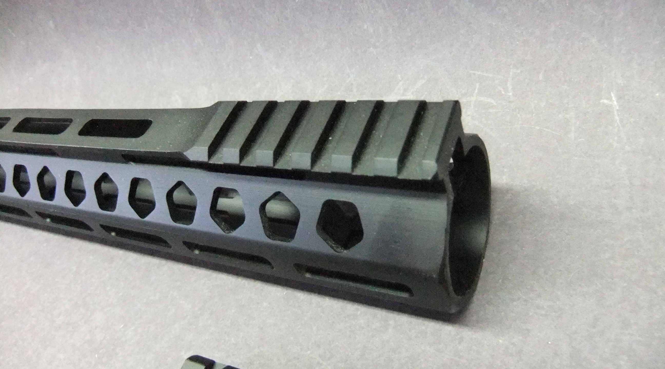 17″ Inch AR15 Ultra Light Slim Split MLOK Skeletal Hex Anodized Black